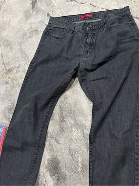 GUESS Men's Dark Charcoal Slim Straight Jeans